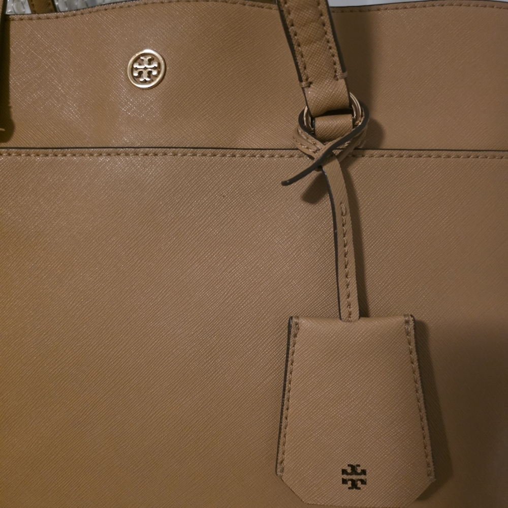 Tory Burch Tote Bag - Picture 5 of 11